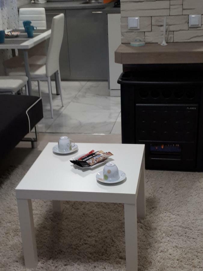 Studio Apartman Marija Zagabria Esterno foto